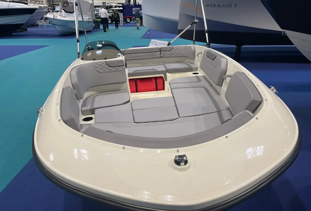 Bayliner Element M15 - Image 3