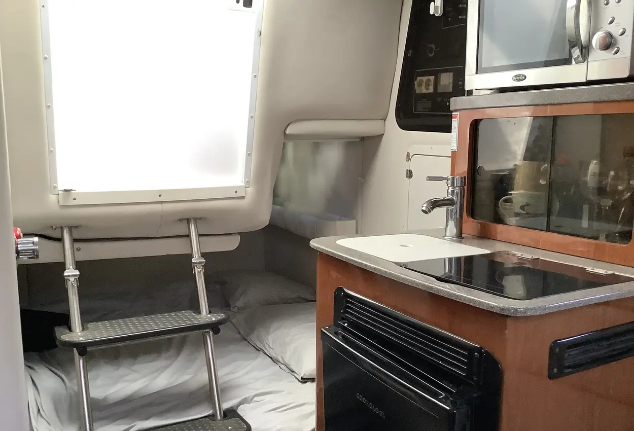 Crownline 242 CR - Image 13