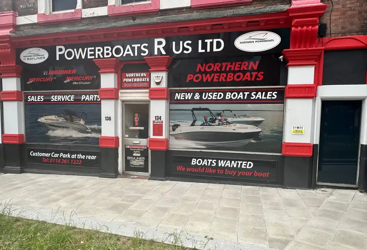 Crownline 242 CR - Image 4