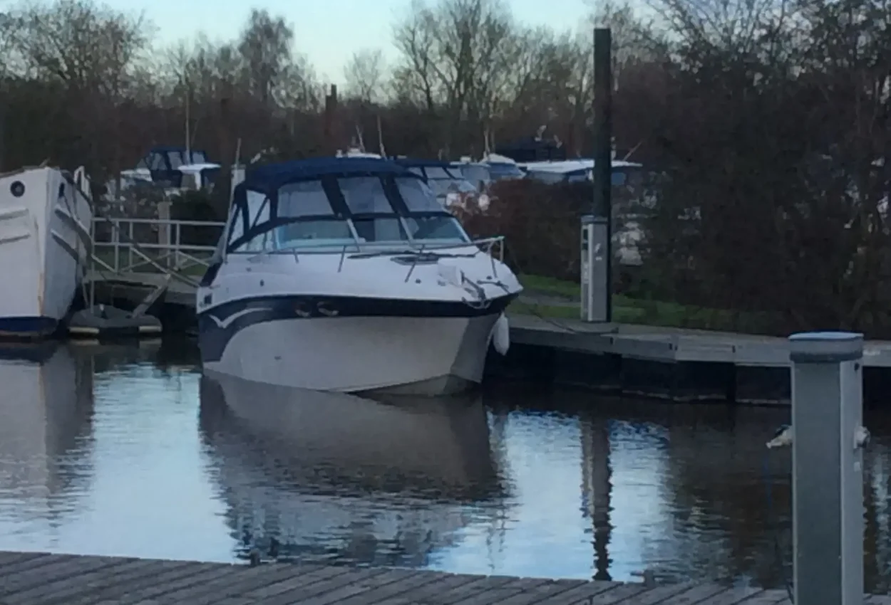 Crownline 242 CR - Image 11