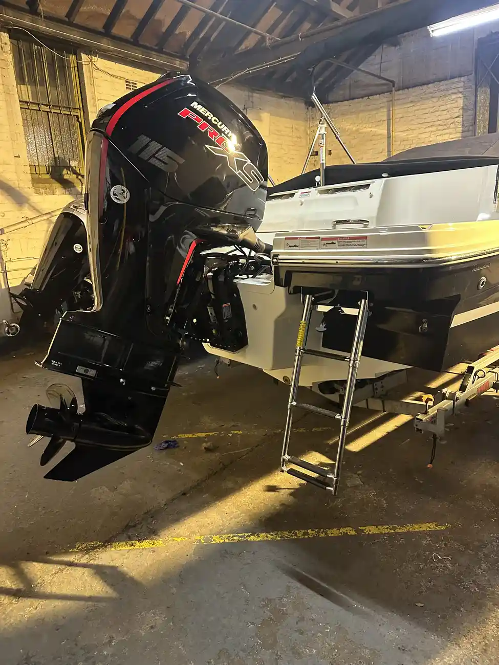 Bayliner VR4 - Image 11